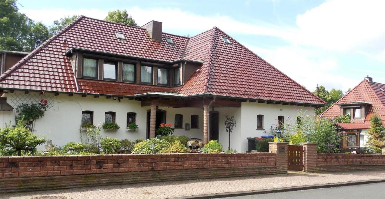 Ferienwohnungen An Der Hufeland-Therme Bad Pyrmont Exteriör bild